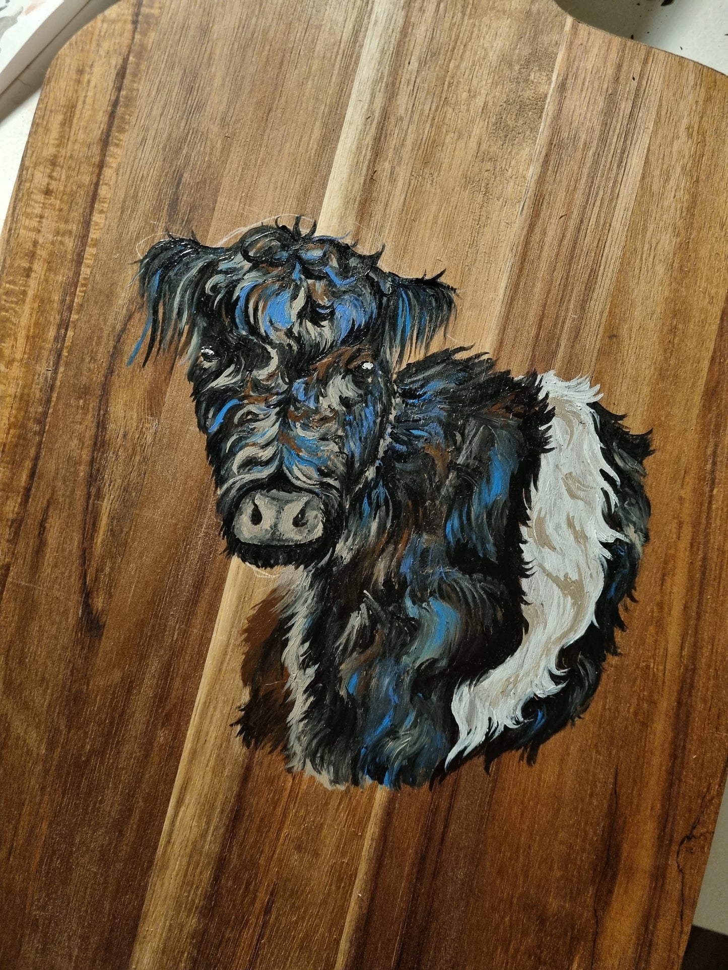 Wooden Cheeseboard- 'Belted Galloway'